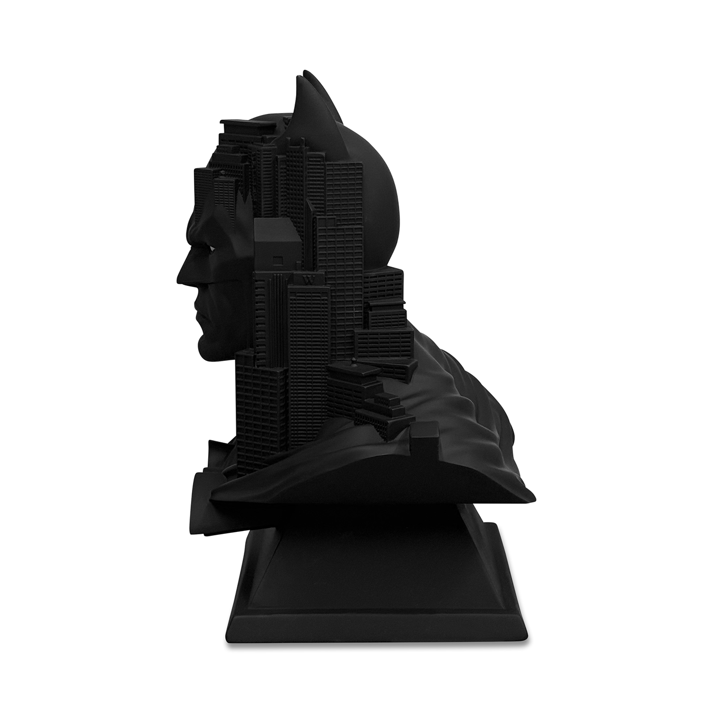 Doaly “Batman: The Dark Knight of Gotham” Resin Statue + Print Bundle