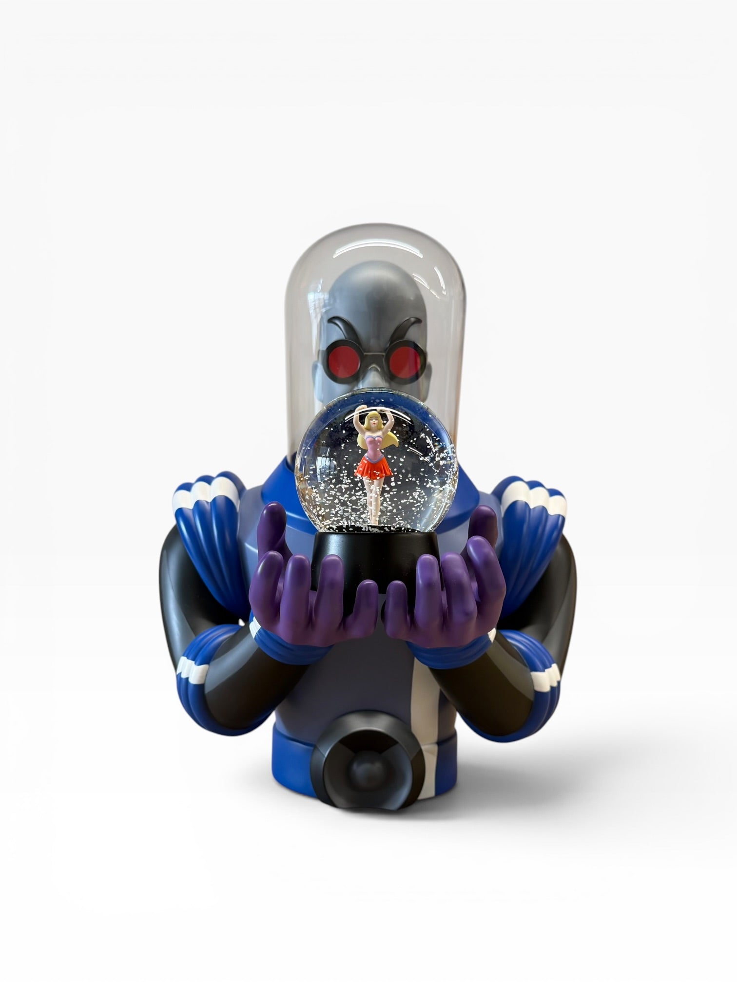 Raid71 "Mr Freeze: Heart of Ice" Statue, Snow Globe & Print Bundle