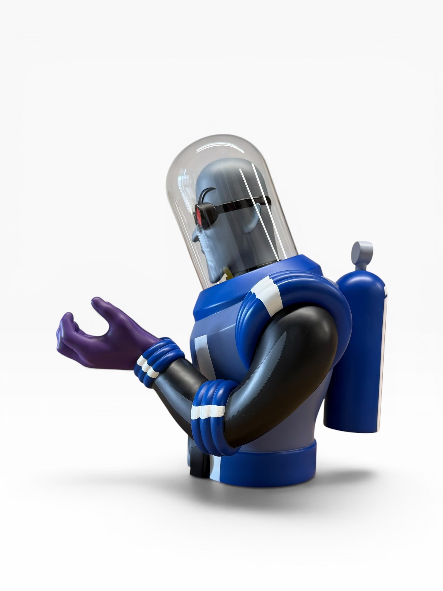 Raid71 "Mr Freeze: Heart of Ice" Statue, Snow Globe & Print Bundle