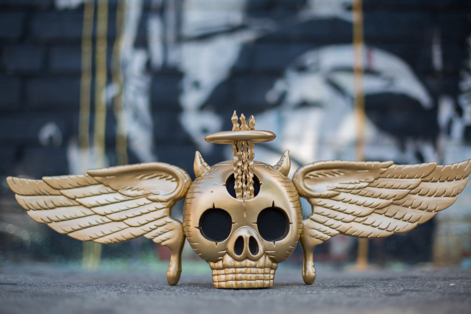 David Welker "Skully" Gold Edition Vinyl Statue