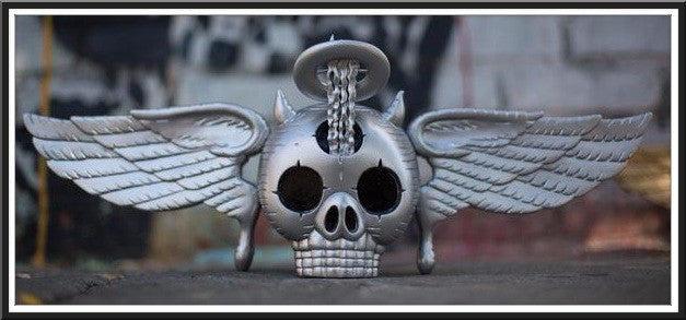 David Welker "Skully" Silver Edition Vinyl Statue